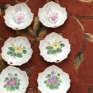 Final sale 6 vintage small plates made in Japan